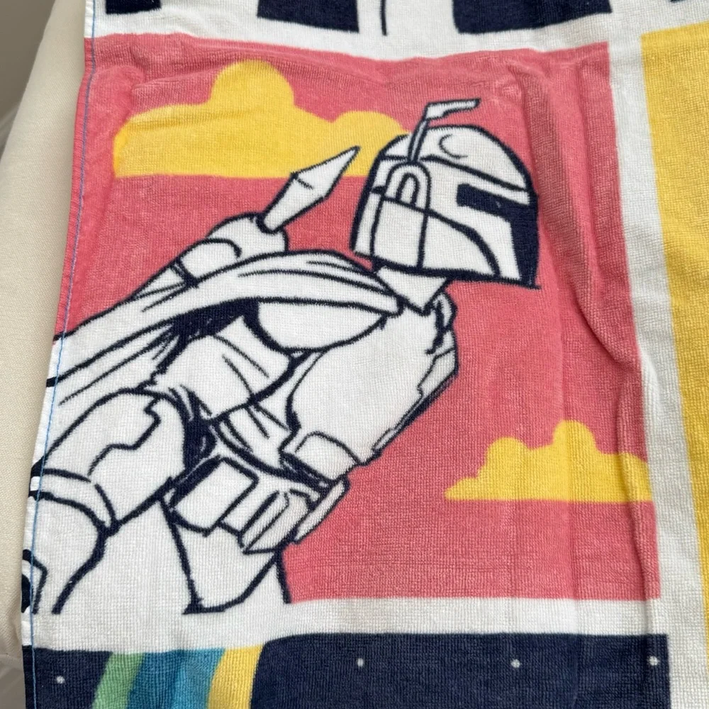 Star Wars Disney Beach Towel 34 x 64” (A)
